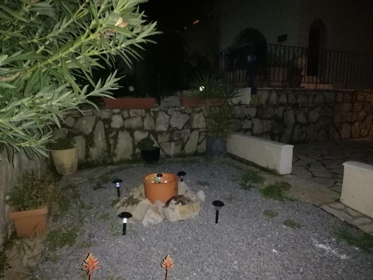 Villa Elan Mouríon Екстериор снимка