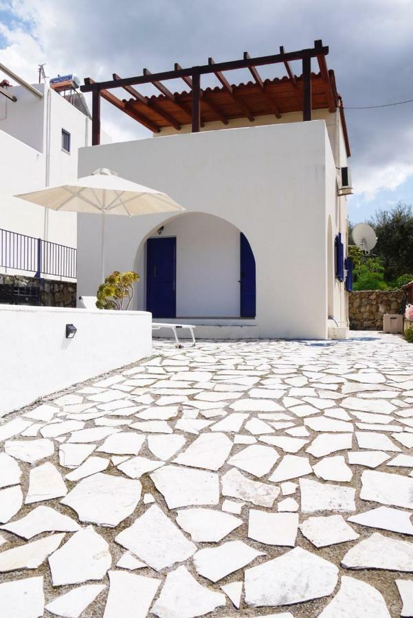 Villa Elan Mouríon Екстериор снимка