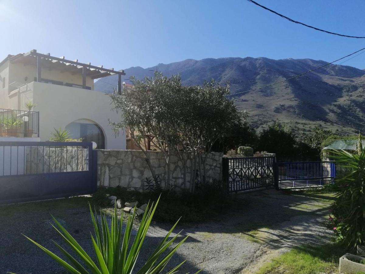 Villa Elan Mouríon Екстериор снимка
